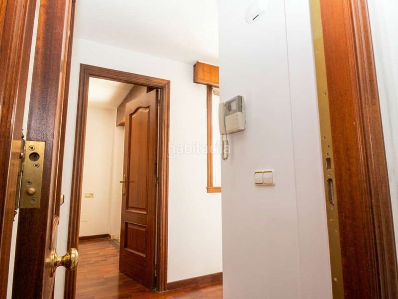 Foto fd0b57ba-86c2-41e5-9ebf-8b250574d1a4. Pis a Betanzos