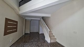 Local Comercial a Pont Nou - Corazón de Jesús