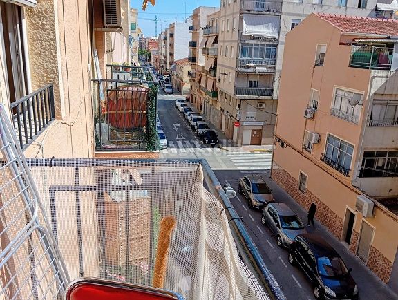 Foto a9631d79-51de-4264-a929-ffcb80e5ed99. Pis a Carrús Este Elche / Elx