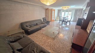 Etagenwohnung in Pont Nou - Corazón de Jesús