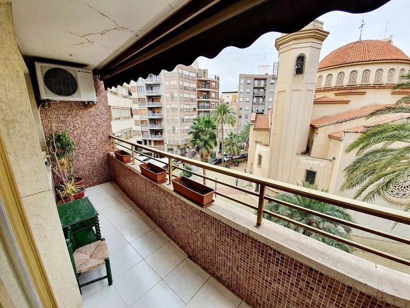 Foto 1b48fb0f-acdc-4ce3-82a7-b50401e2956c. Etagenwohnung in Pont Nou - Corazón de Jesús Elche / Elx