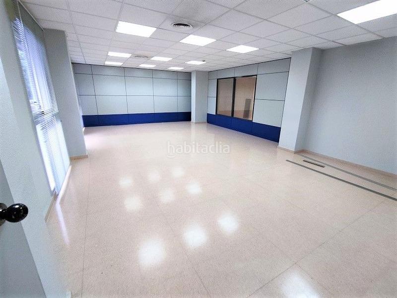 Foto f4c3d81e-f271-4778-800a-6d738dcbe5ab. Rent business premise with heating in Altabix Elche / Elx