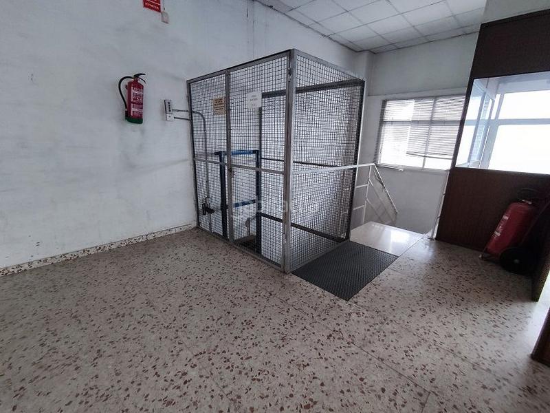 Foto de2df5be-bcf5-4528-b7c3-826bb199a758. Rent industrial building in San Crispín Elche / Elx