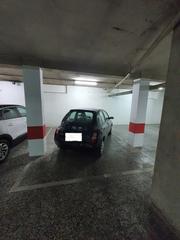 Aparcament cotxe a Pont Nou - Corazón de Jesús. Amplia plaza de aparcamiento en pleno centro de elche