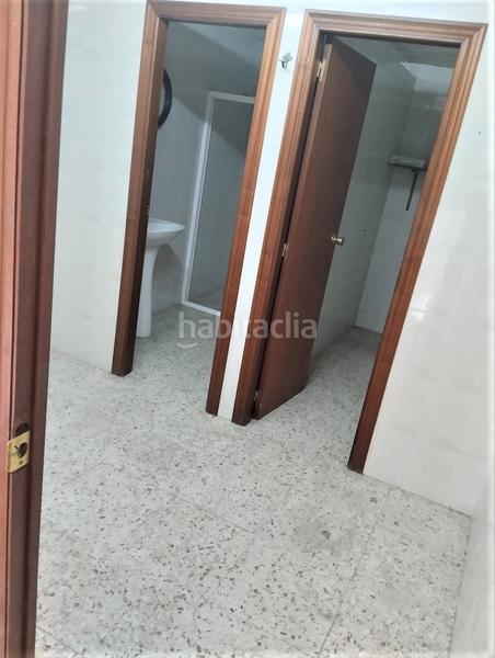 Foto bca7162b-6581-4635-84fd-c8eb63a1371e. Location bâtiment à usage industriel dans El Toscar Elche / Elx