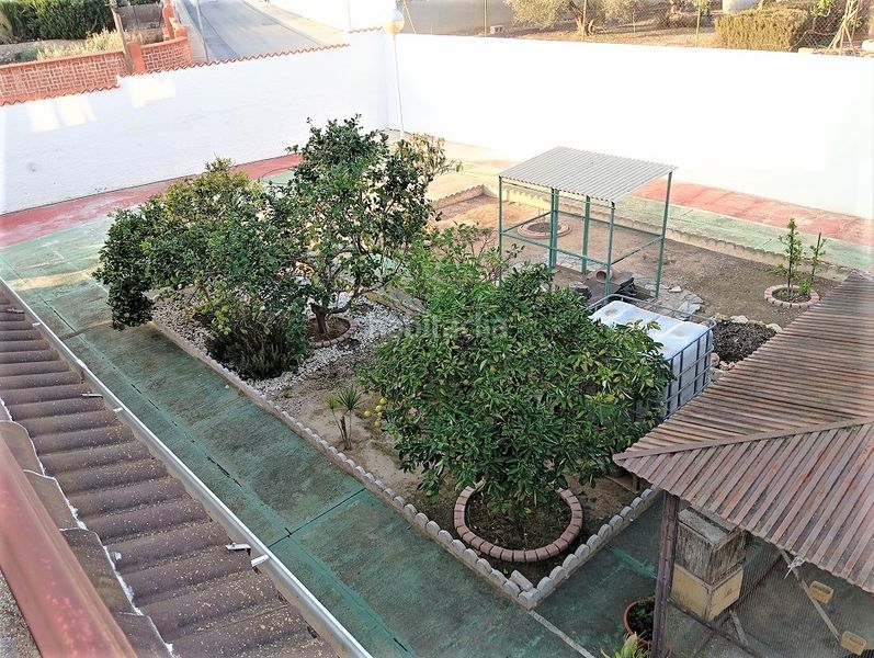 Foto 49fb6ae0-a150-4c8d-b887-c63bc8b56c54. Xalet amb xemeneia aparcament piscina a San Fulgencio