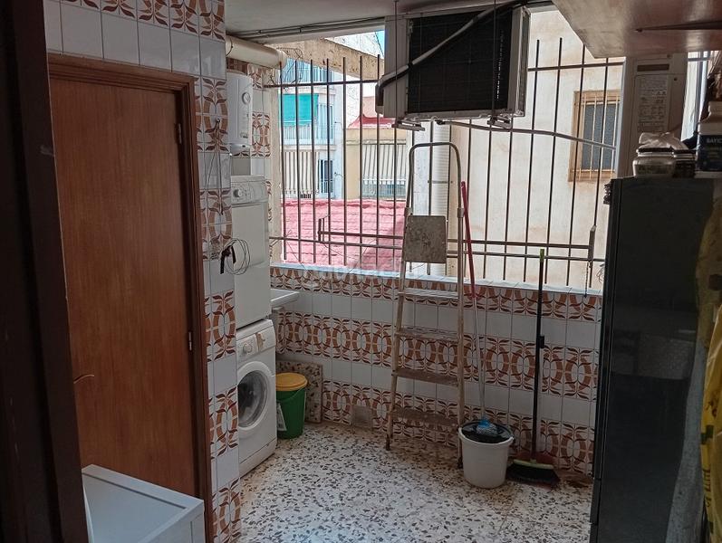 Foto 6c26f9e8-e13a-4b5d-9a01-7a12973f4ff5. Appartement dans Reina Victoria - Miguel Hernández Elche / Elx