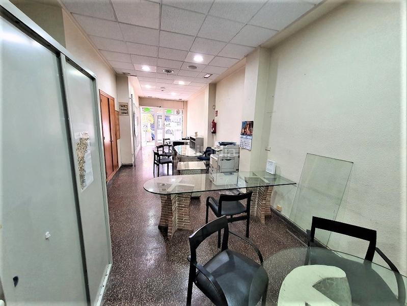 Foto 736cf045-8087-4759-ad5c-9659ed49468a. Alquiler local comercial en Reina Victoria - Miguel Hernández Elche / Elx