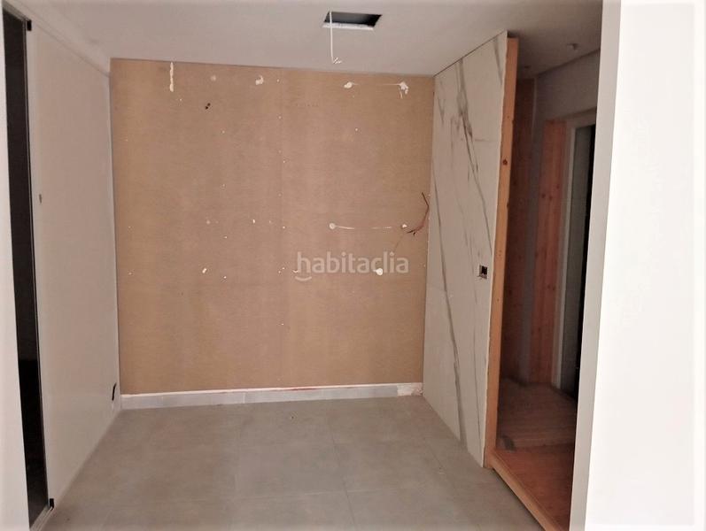 Foto a8ac5b5d-23ce-46f4-9f44-74b66c58485d. Location local commercial dans Reina Victoria - Miguel Hernández Elche / Elx