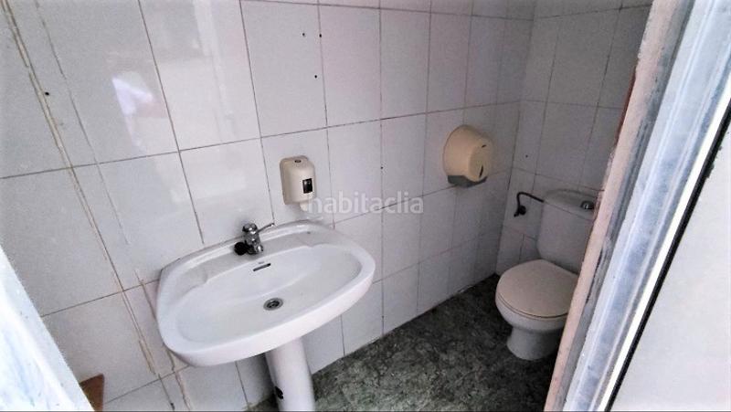 Foto cf2fcdfc-0ed9-4d74-94a8-78c55356d014. Alquiler local comercial en Reina Victoria - Miguel Hernández Elche / Elx