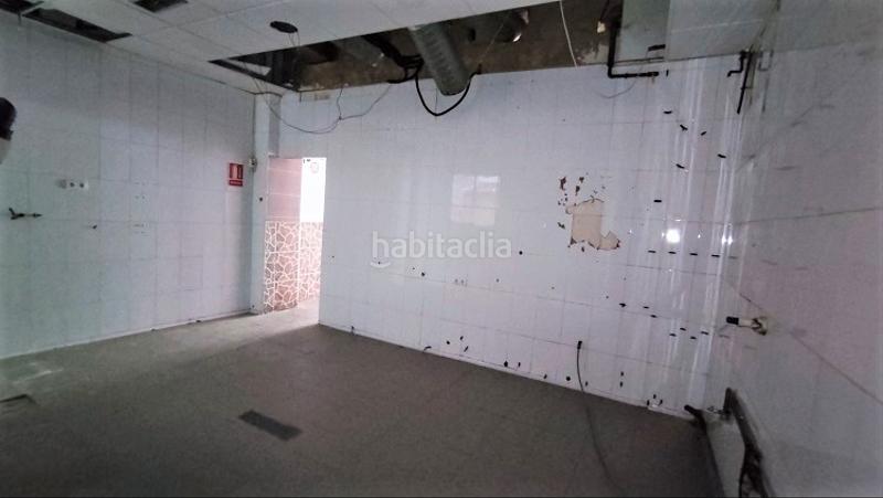 Foto e677c207-d363-42c8-b9db-5133f2ba7431. Lloguer local comercial a Reina Victoria - Miguel Hernández Elche / Elx