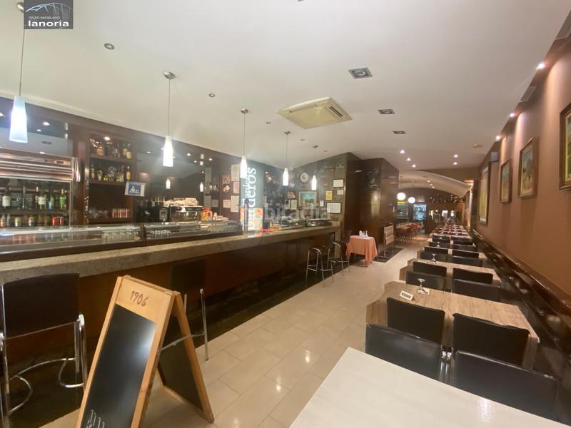 Foto b5913bcb-9d35-420c-b1eb-56de4db2e8fc. Alquiler local comercial grupo la noria traspasa restaurante en pleno funcionamiento por jubilación junto a Hospital general. en Albacete