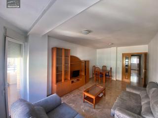 Etagenwohnung in Alto de los Molinos. Grupo la noria vende piso con garaje incluido, junto a corte ing