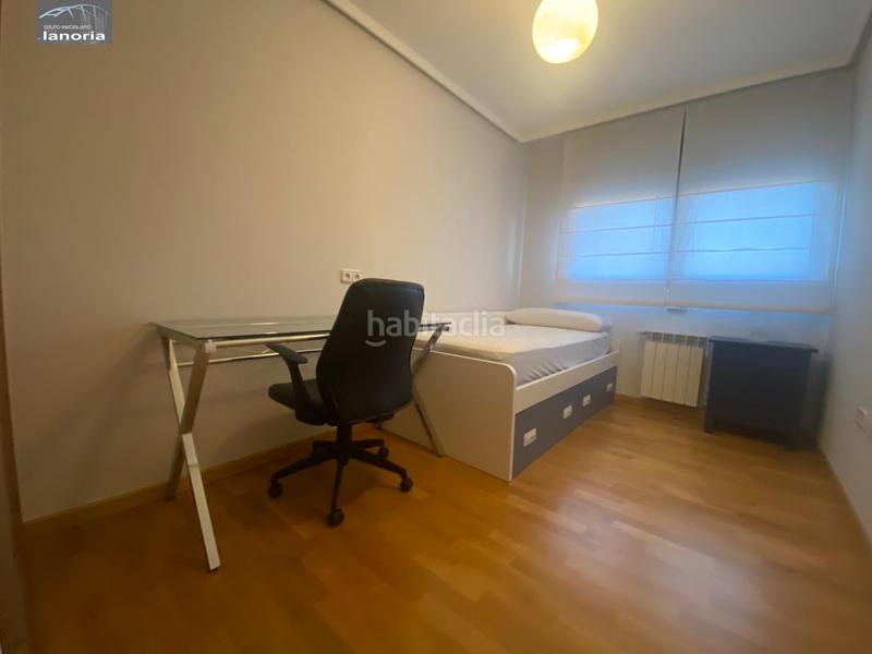 Foto 20ea1f1b-925b-45d1-b30b-9aa47970eb2f. Rent apartment with heating parking pool in Facultad de Medicina Albacete