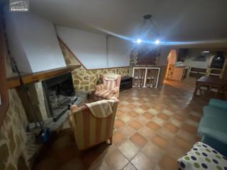 Doppelhaus in Pedanías - Extrarradio. Grupo la noria vende adosado de 3 plantas con 5 dormitorios, 4 b