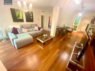 Flat  Calle teodoro camino. Grupo la noria vende piso muy centrico completamente amueblado c