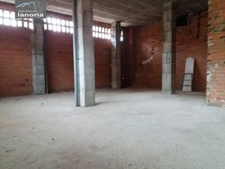 Business premise in Hospital. La noria vende local de 530m2
