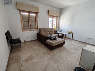 Appartamento in Fátima. Grupo la noria vende piso para reformar de 3 dormitorios y 1 cua