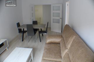 Rent Flat in Parque Sur. Grupo la noria alquila piso para estudiantes. 3 dormitorios  y 2