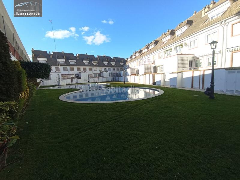 Foto 7f7c600b-599e-4463-b8c9-91c5b5e567e2. Maison jumelée avec chauffage parking piscine dans San Pablo Albacete