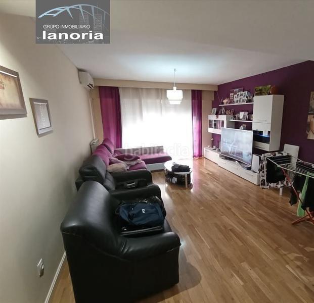 Foto e6c7f0f8-f59d-4c12-b368-c516ea8bf202. Maison jumelée avec chauffage parking piscine dans San Pablo Albacete