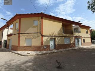 Casa a schiera in Pedanías - Extrarradio. La noria vende adosado de 3 habitaciones, garaje y patio de 25m