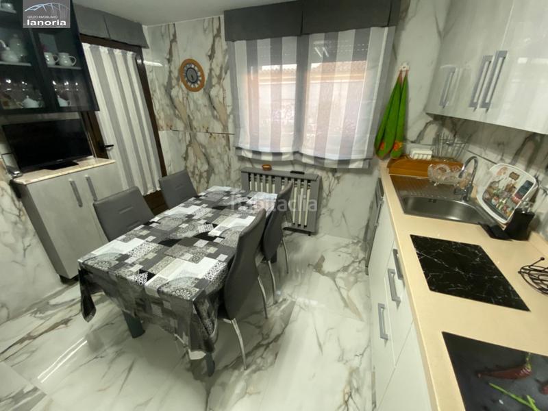 Foto 30fbbee6-ce9b-47e6-8727-ea41988a4e6b. Semi detached house with heating parking in Facultad de Medicina Albacete