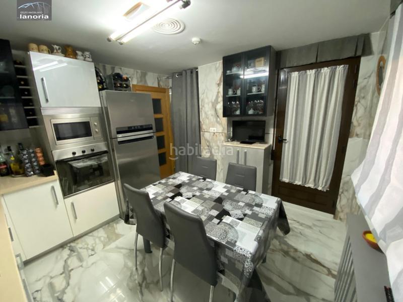 Foto 3f294c80-2d6b-4158-a670-91b0a35a2dbe. Semi detached house with heating parking in Facultad de Medicina Albacete