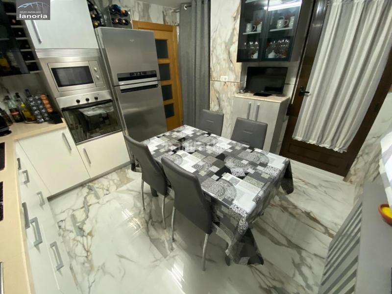 Foto 4e00ac24-4e75-4aa7-aaae-8c73bdd3d192. Semi detached house with heating parking in Facultad de Medicina Albacete