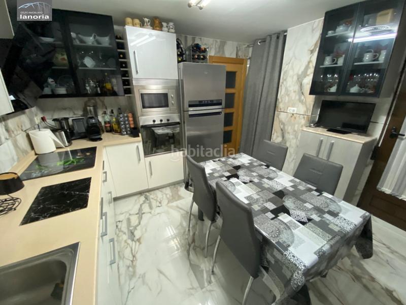 Foto 6fd7a2bc-427b-41d6-a8a2-45d8f04251ae. Semi detached house with heating parking in Facultad de Medicina Albacete