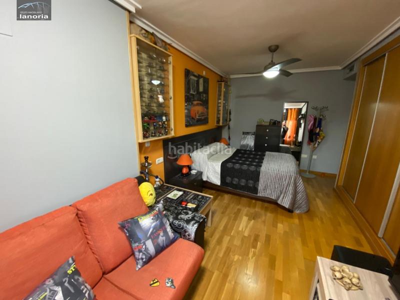 Foto e56641b2-dd14-4a38-a962-77a21469d221. Semi detached house with heating parking in Facultad de Medicina Albacete