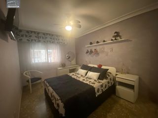 Pis a Fátima. Grupo la noria vende amplio piso sin ascensor. 4 hab, 2 baños. c