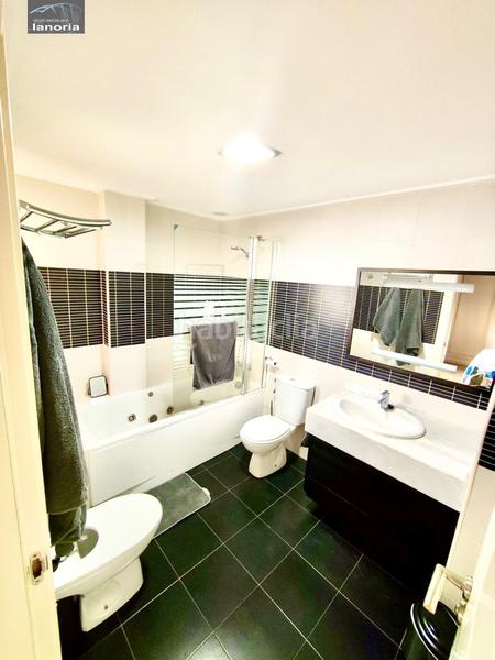 Foto 5b8e4890-349f-4ba8-b374-c581950f9d5a. Semi detached house with heating parking in Facultad de Medicina Albacete