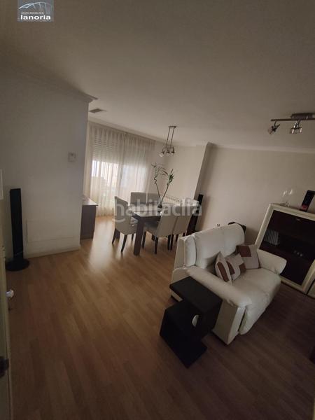 Foto bc965f0e-2170-4f12-a3c8-2138c65833f1. Semi detached house with heating parking in Facultad de Medicina Albacete