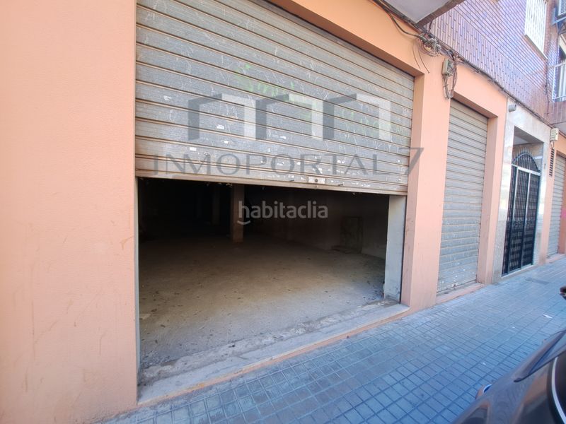 Foto c4d4ed4c-b1a7-4b07-a2d9-5f4b2bdeaee3. Locale commerciale in El Carmen Manises