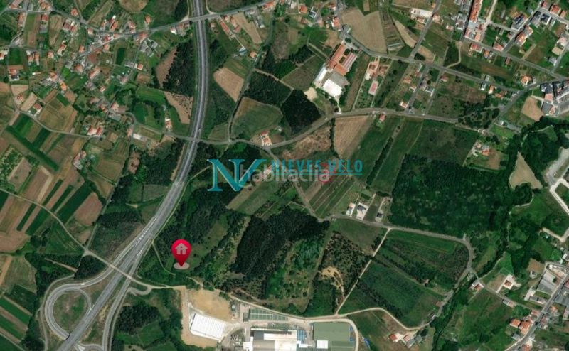 Foto c2b28805-47f8-458d-8620-17ebe4ede085. Finca rústica en Carballo