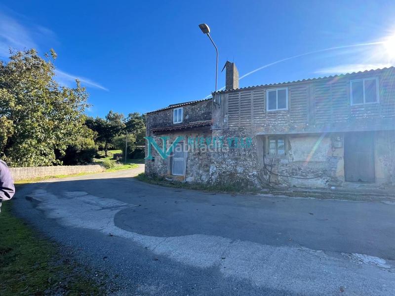 Foto d80c140a-edf4-4ef6-a27d-2702a544b3b9. Casa amb calefacció a Carballo