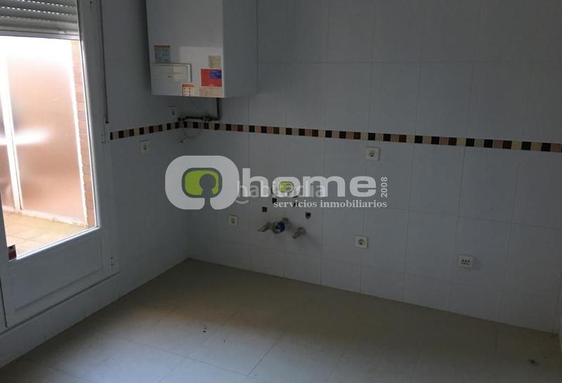 Foto ea12e8f8-ab7a-41df-ad8d-882b9b22ac9b. Casa adosada en Pinilla Zamora