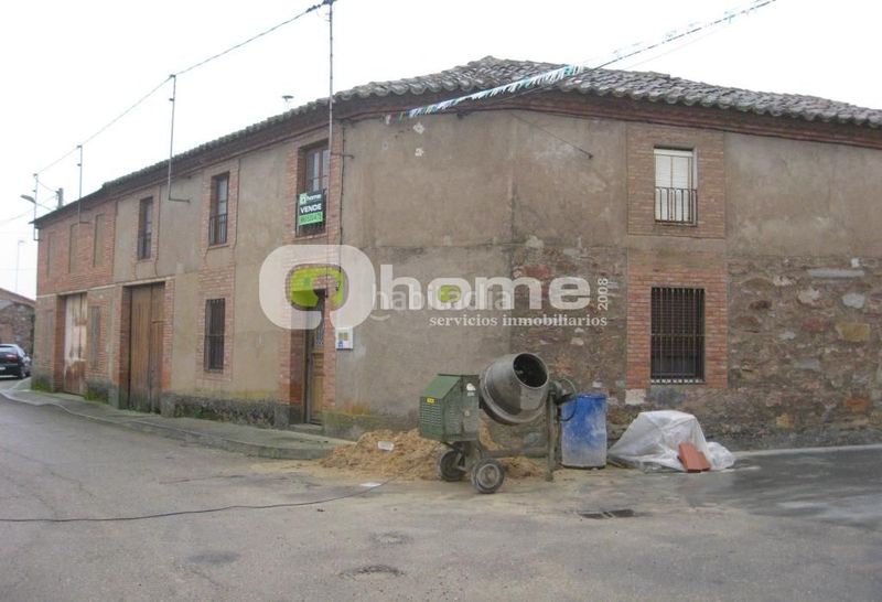 Foto 3ca04633-567c-45c7-9b90-64f03b8333af. Casa a Perilla de Castro