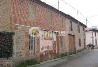 Casa  Travesía iglesia