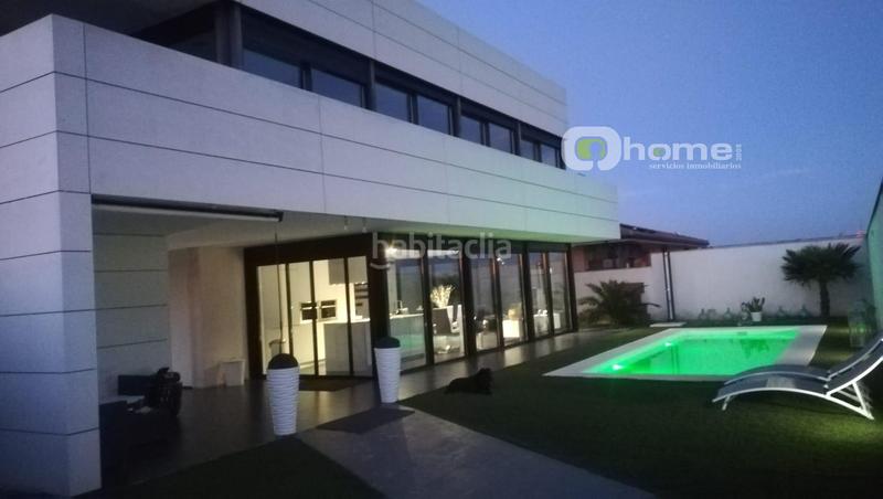 Foto 0c939010-a80d-404d-8497-8d53463bf1c9. Chalet en calle cementerio 23 chalet en Roales