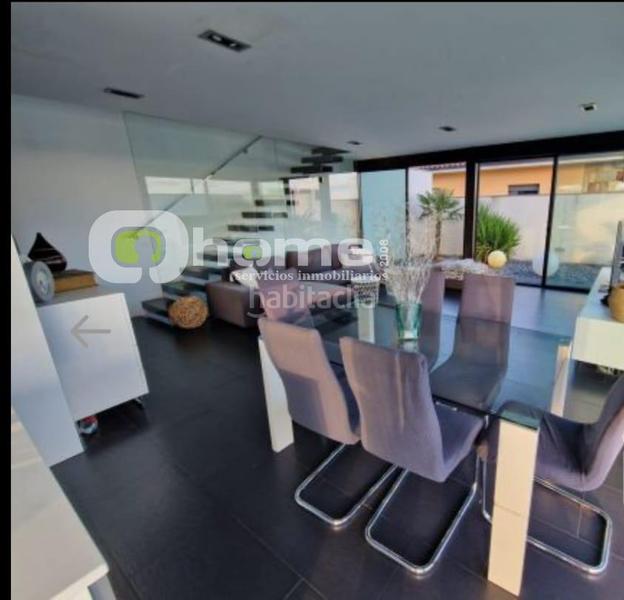 Foto 346aea41-57a4-4717-aa16-8d5ced41b19c. Chalet en calle cementerio 23 chalet en Roales