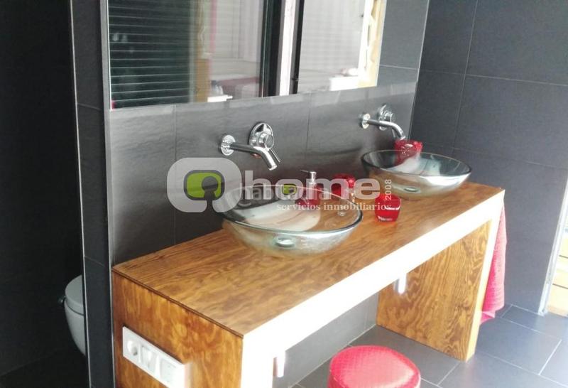 Foto a4fad2da-de5a-44cd-b6a3-096e52fd75d0. Chalet en calle cementerio 23 chalet en Roales