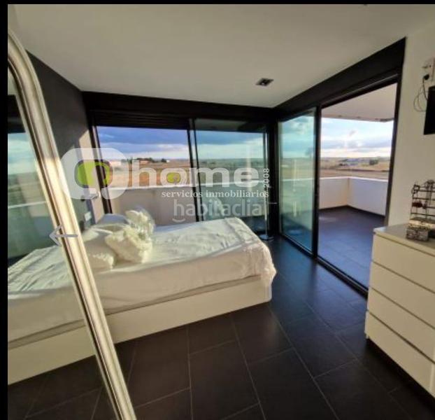 Foto cdda8aa0-d8fb-48b6-a1eb-491d0cf7dbd4. Chalet en calle cementerio 23 chalet en Roales