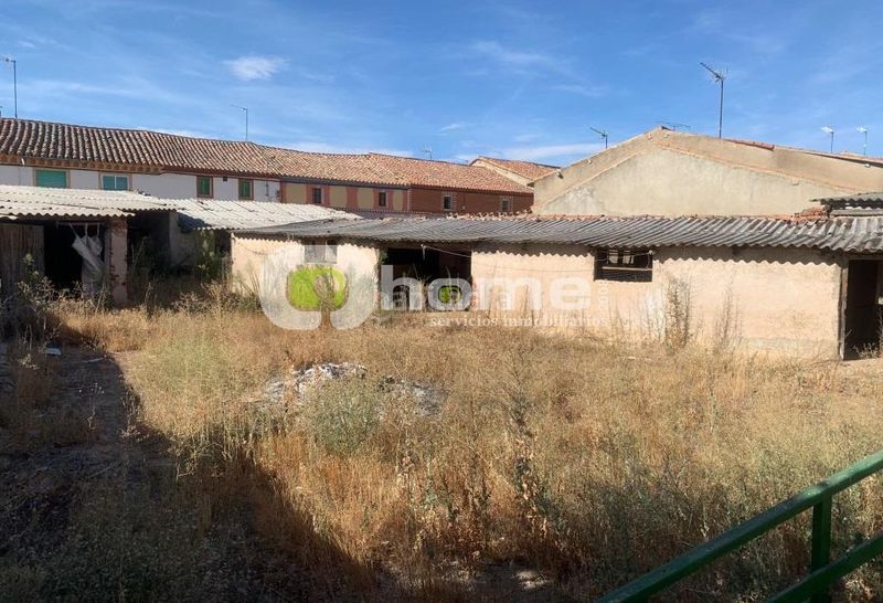 Foto 56222297-3021-479b-a850-77acad6ddb70. Casa a calle el donante 7 a Morales de Toro