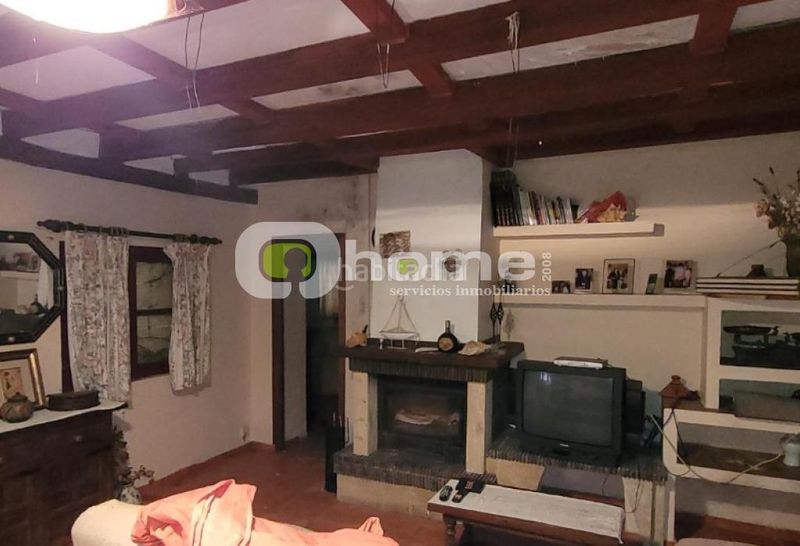Foto 0217b6a9-1a43-4b0d-b2ad-7683edef33e3. Chalet avec cheminée chauffage piscine dans Morales del Vino