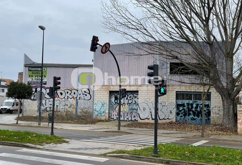 Foto da06c938-023c-4d54-b021-8f9ed9629b40. Area edificabile industriale in carretera de la aldehuela 9 in Zamora