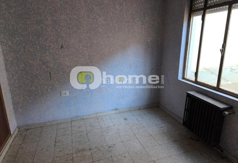 Foto 0973303c-1376-4350-9134-9e572c3aad8a. Edificio  con vivienda en venta en Benavente