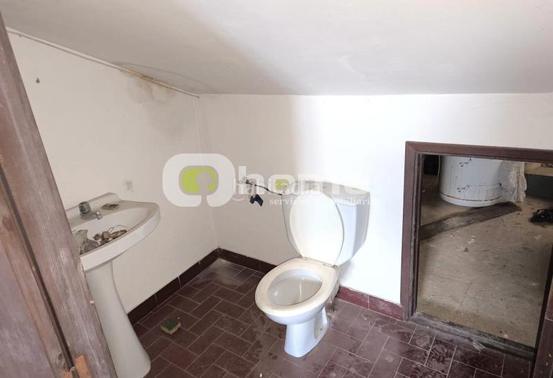 Foto a0dbe24e-21d6-48c0-bea0-b188c33664a2. Edificio  con vivienda en venta en Benavente