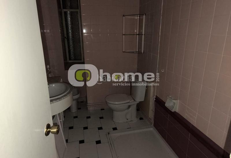 Foto a92e85bf-cbae-4acf-b9ba-d740863de46e. Edificio  con vivienda en venta en Benavente